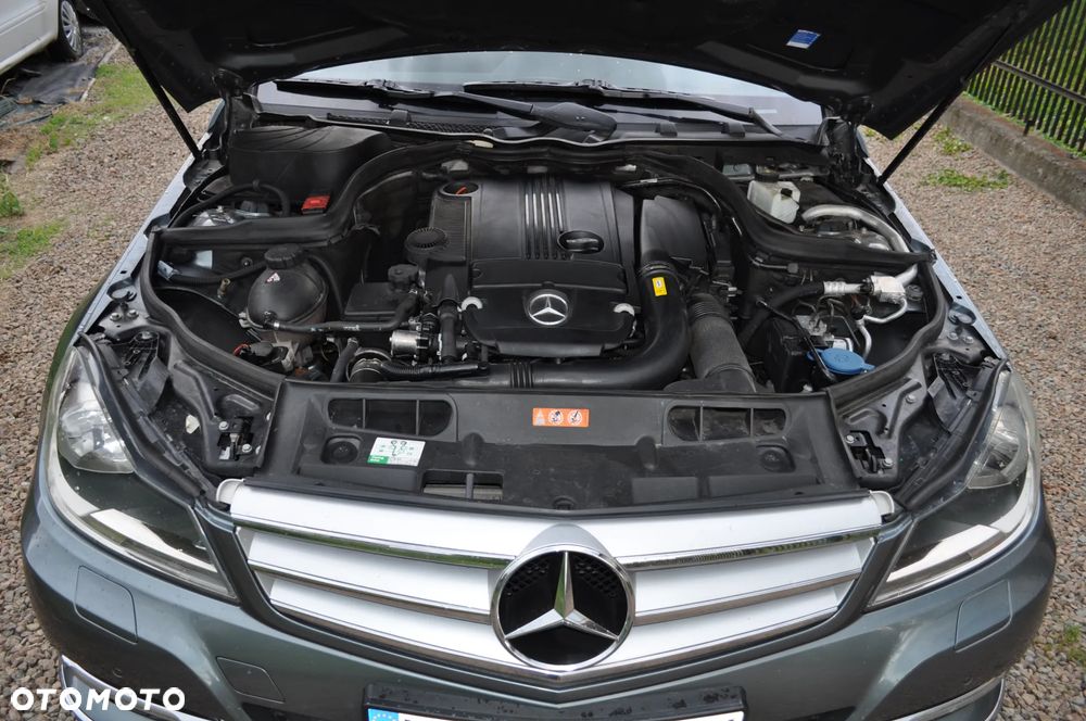 Mercedes-Benz Klasa C 180 BlueEFFICIENCY 7G-TRONIC - 7