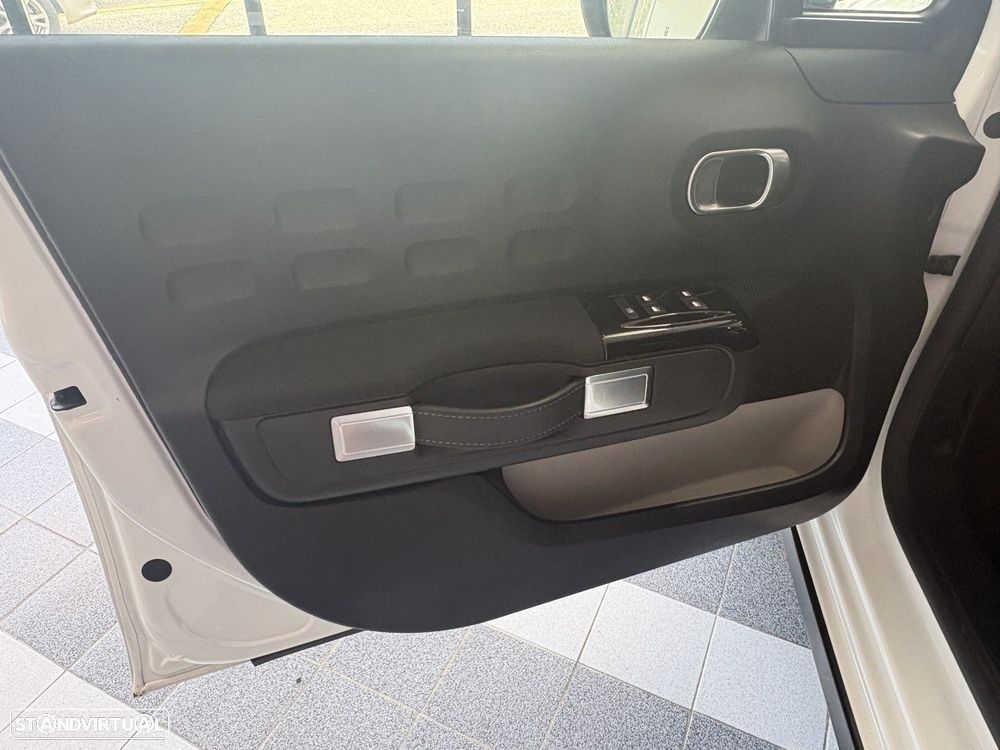 Citroën C3 1.2 PureTech Shine - 7