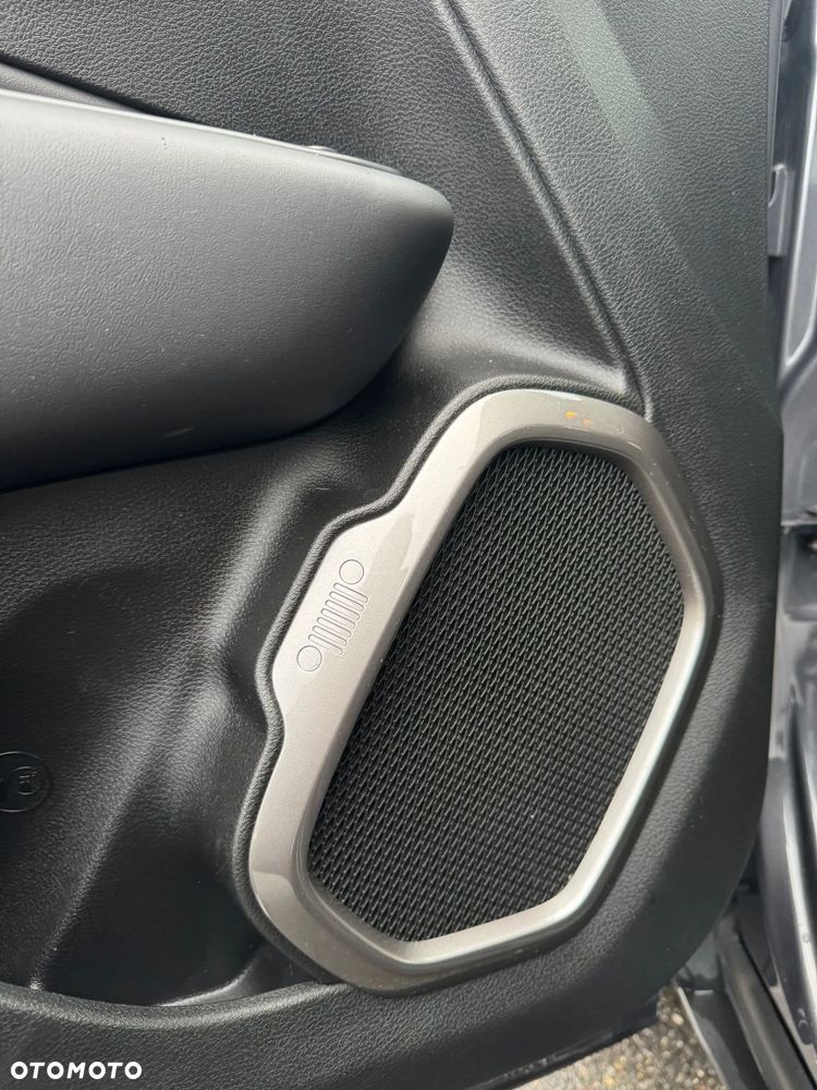 Jeep Renegade 1.5 T4 mHEV Longitude FWD S&S DCT - 24