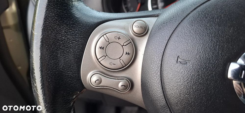 Nissan Micra - 16