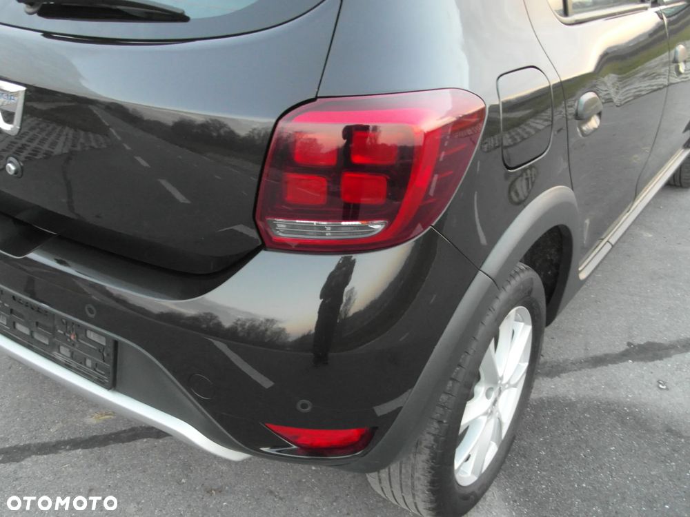 Dacia Sandero Stepway TCe 90 Easy-R S&S Celebration - 9