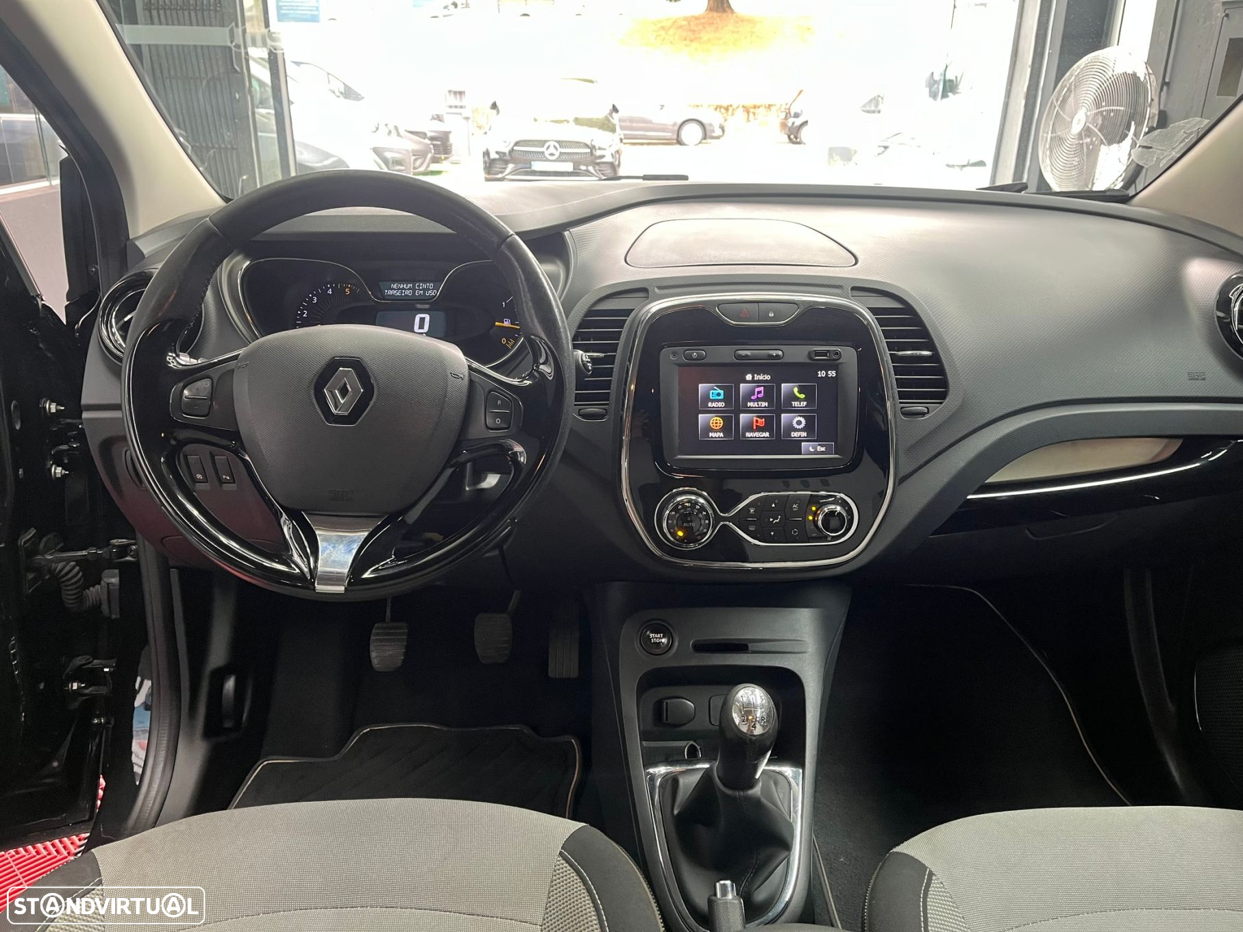 Renault Captur 1.5 dCi Exclusive - 10
