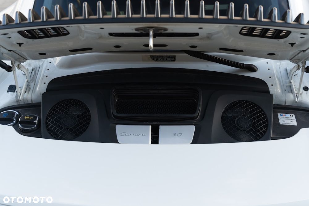 Porsche 911 Carrera T - 15