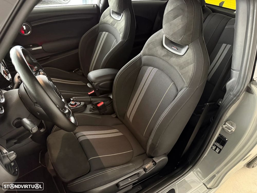 MINI 3 Portas Cooper D Aut. - 5