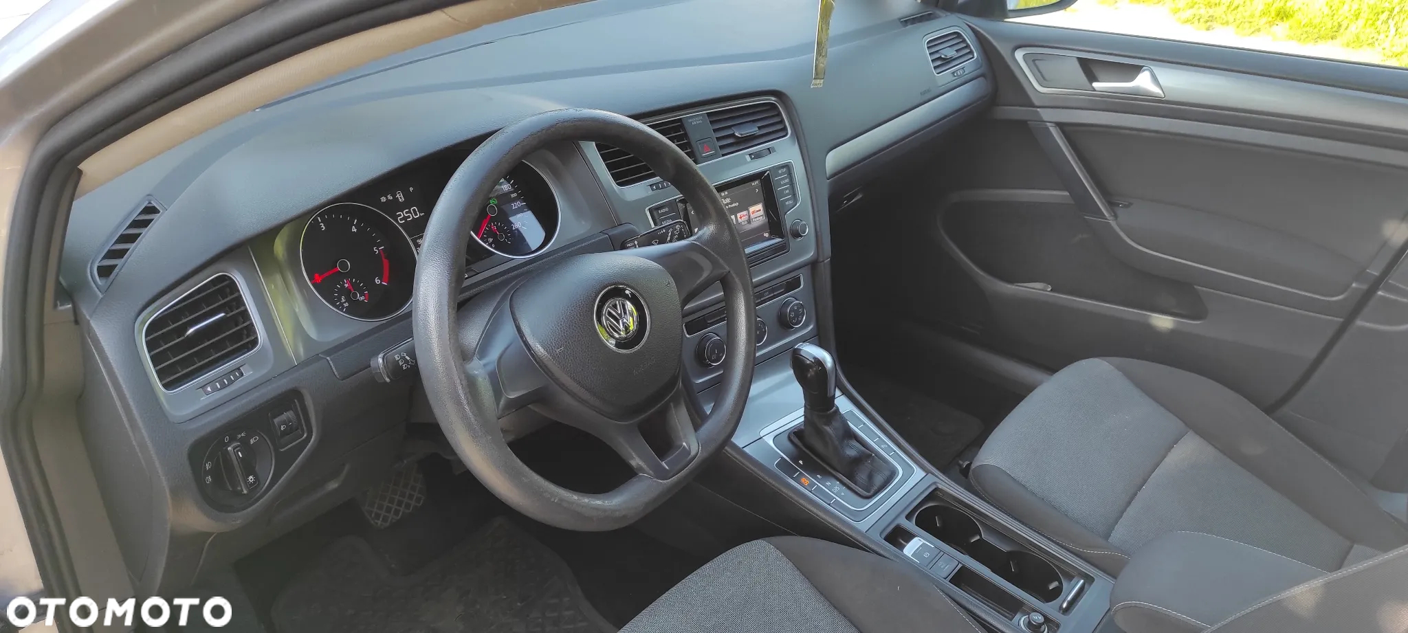 Volkswagen Golf VI 1.6 TDI Comfortline DSG - 7