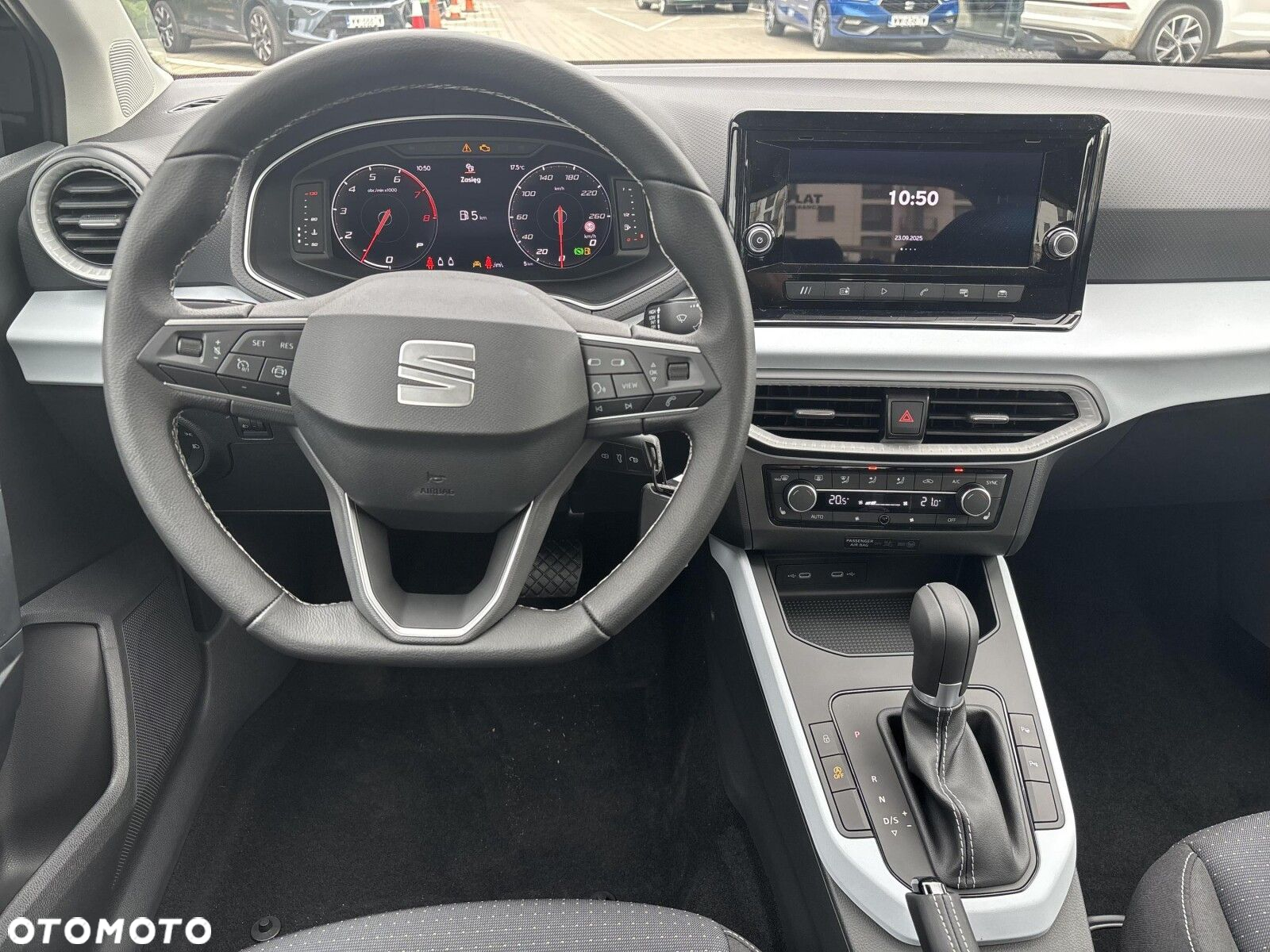 Seat Arona - 15
