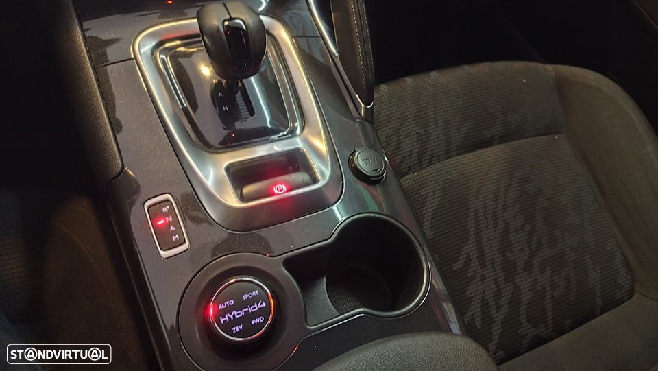 Peugeot 3008 2.0 HDi Hybrid4 - 14