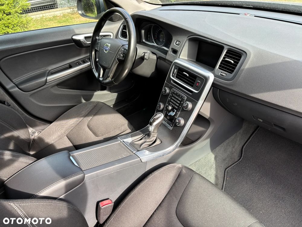 Volvo V60 D3 Geartronic Linje Business - 23