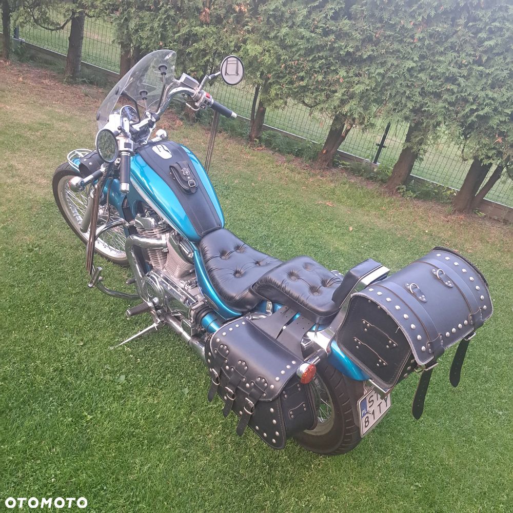 Suzuki Intruder - 2