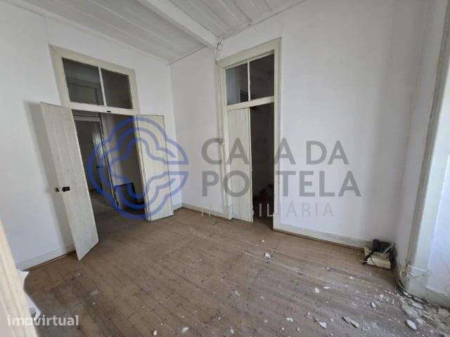 Prédio para Investimento no Centro de Sesimbra a 4 Minutos da Praia - Grande imagem: 5/29