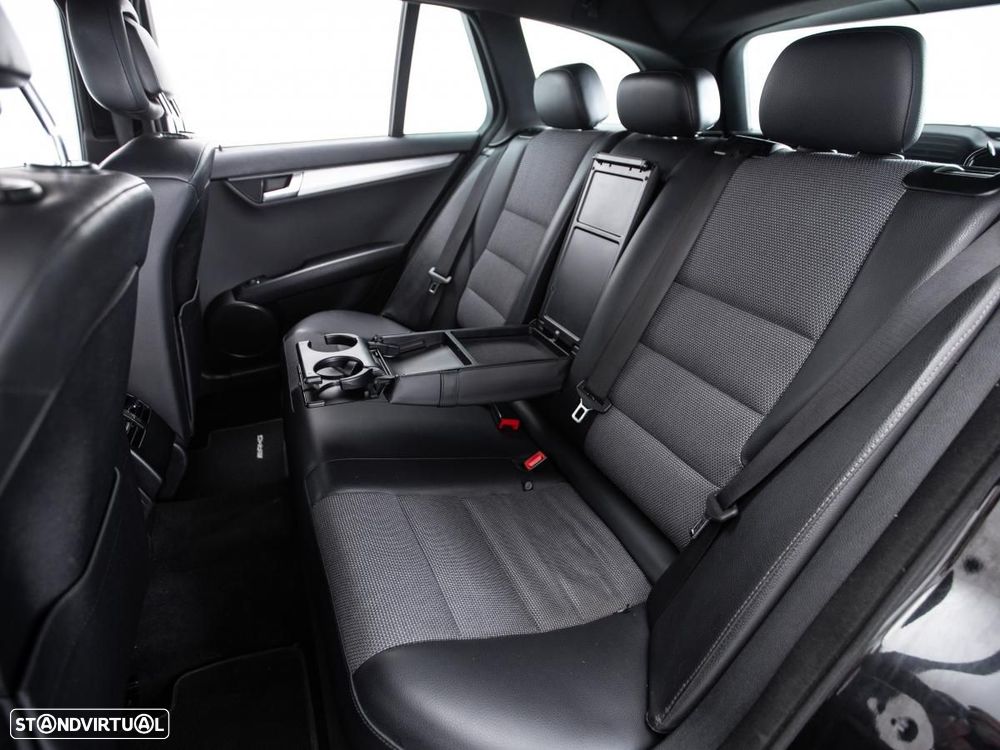 Mercedes-Benz C 220 - 10