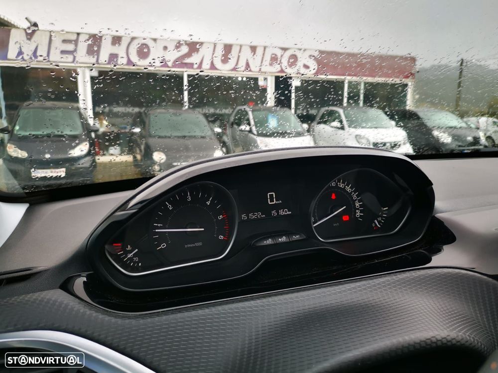 Peugeot 2008 1.6 BlueHDi Style - 13