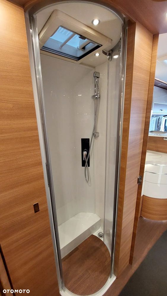 Carthago C-line 4.9 LE L - 25