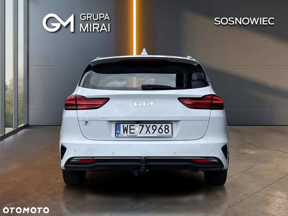 Kia Ceed 1.5 T-GDI M - 4