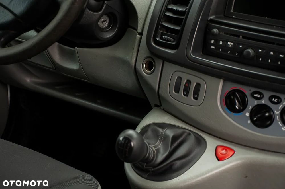 Opel VIVARO BRYGADÓWKA 6os - 39