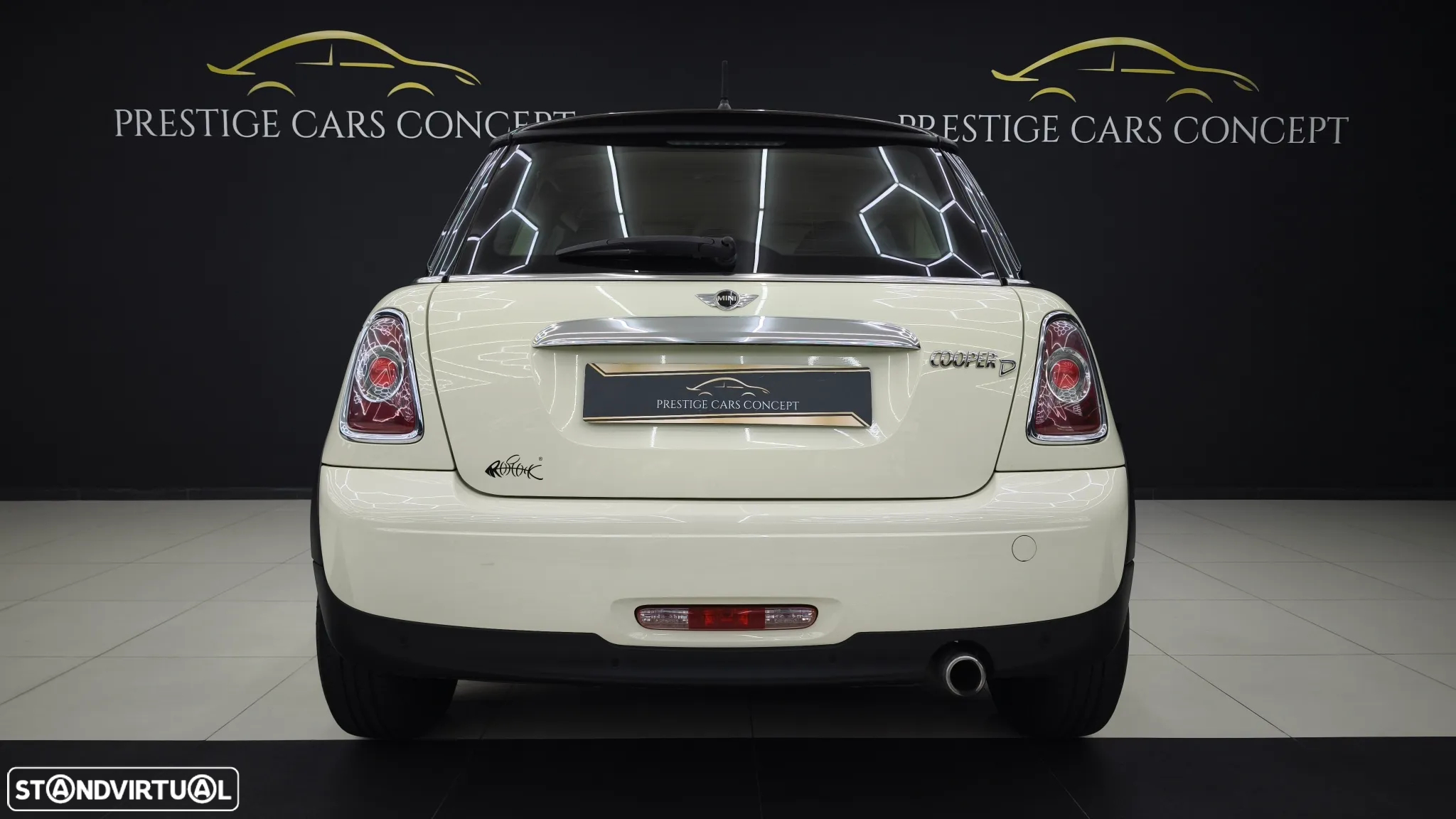 MINI 3 Portas Cooper D - 16