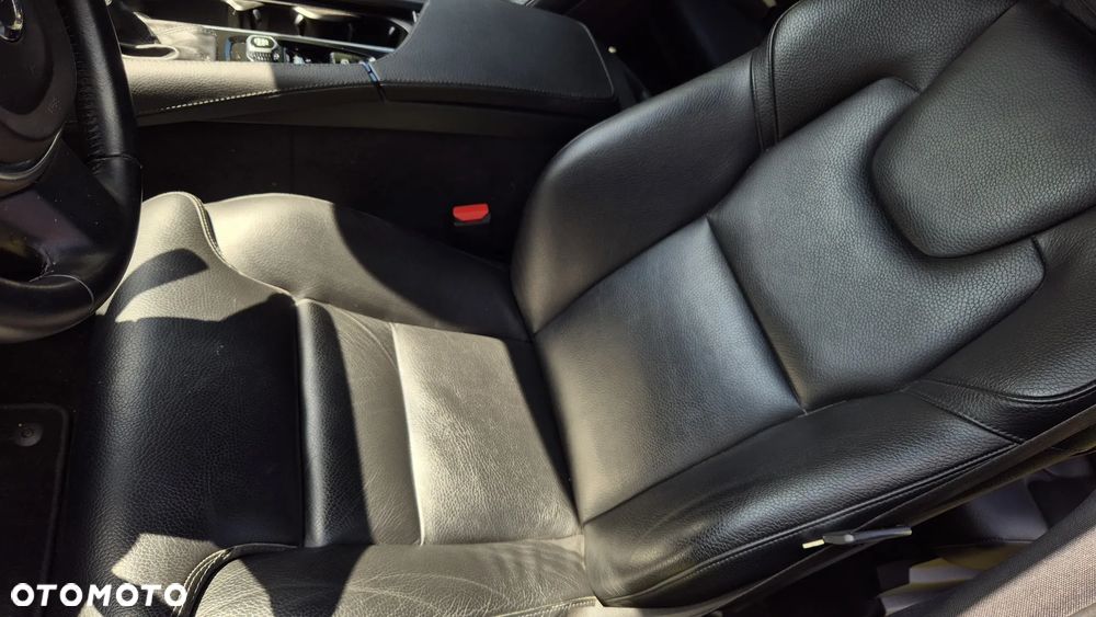 Volvo XC 90 B5 D AWD Momentum - 10