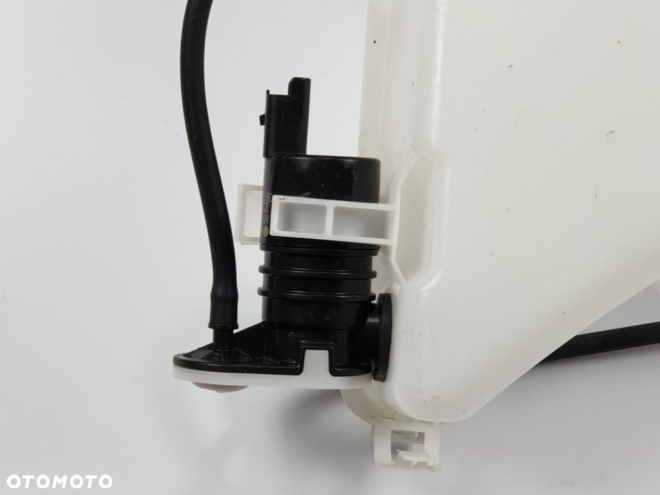 PEUGEOT 3008 2.0 BHDI od 2017 r . Zbiorniczek Płynu Spryskiwaczy - 3