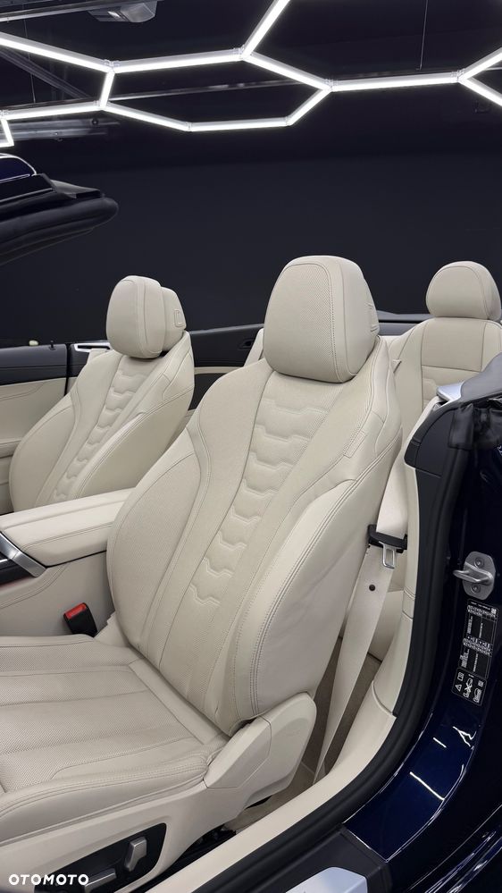 BMW Seria 8 840i xDrive - 8
