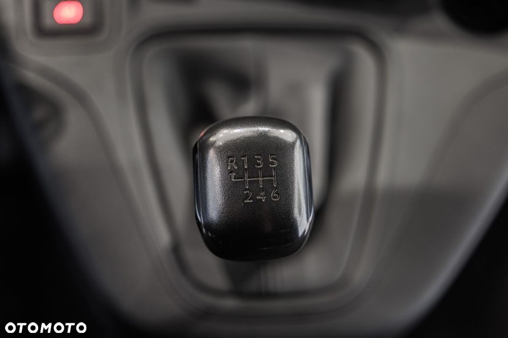 Toyota PROACE CITY VERSO - 35