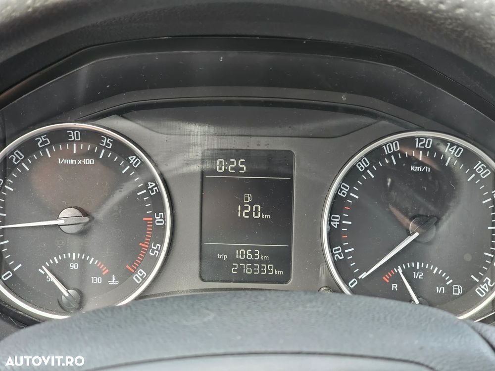 Skoda Octavia - 8