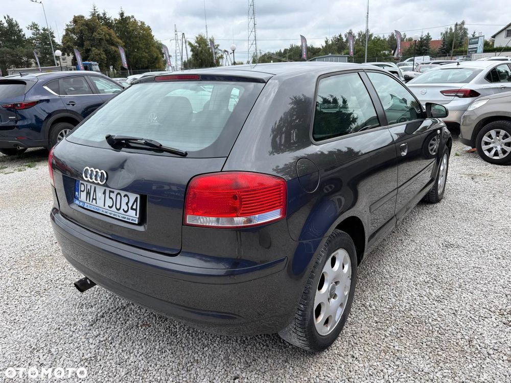 Audi A3 3-drzwiowe 1.6 Ambition - 6