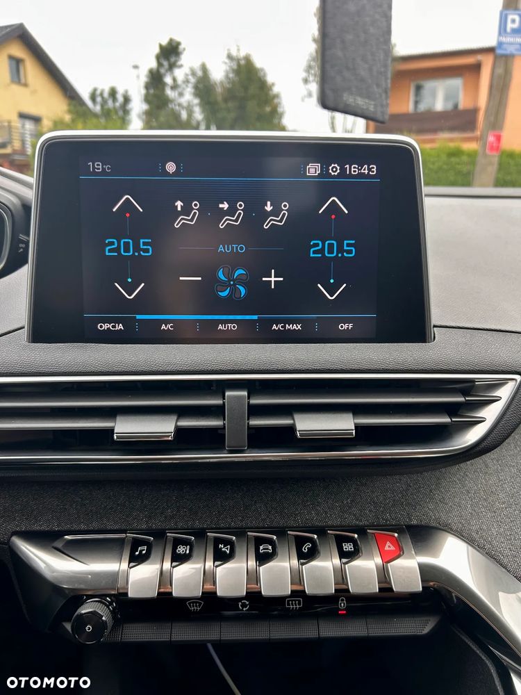 Peugeot 3008 1.2 PureTech Allure S&S EAT6 - 13