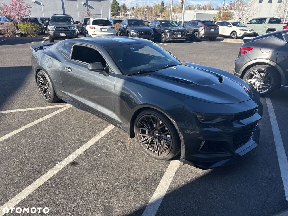 Chevrolet Camaro - 2