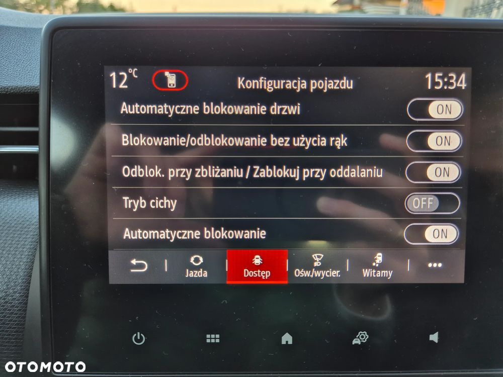 Renault Clio TCe 100 INTENS - 23