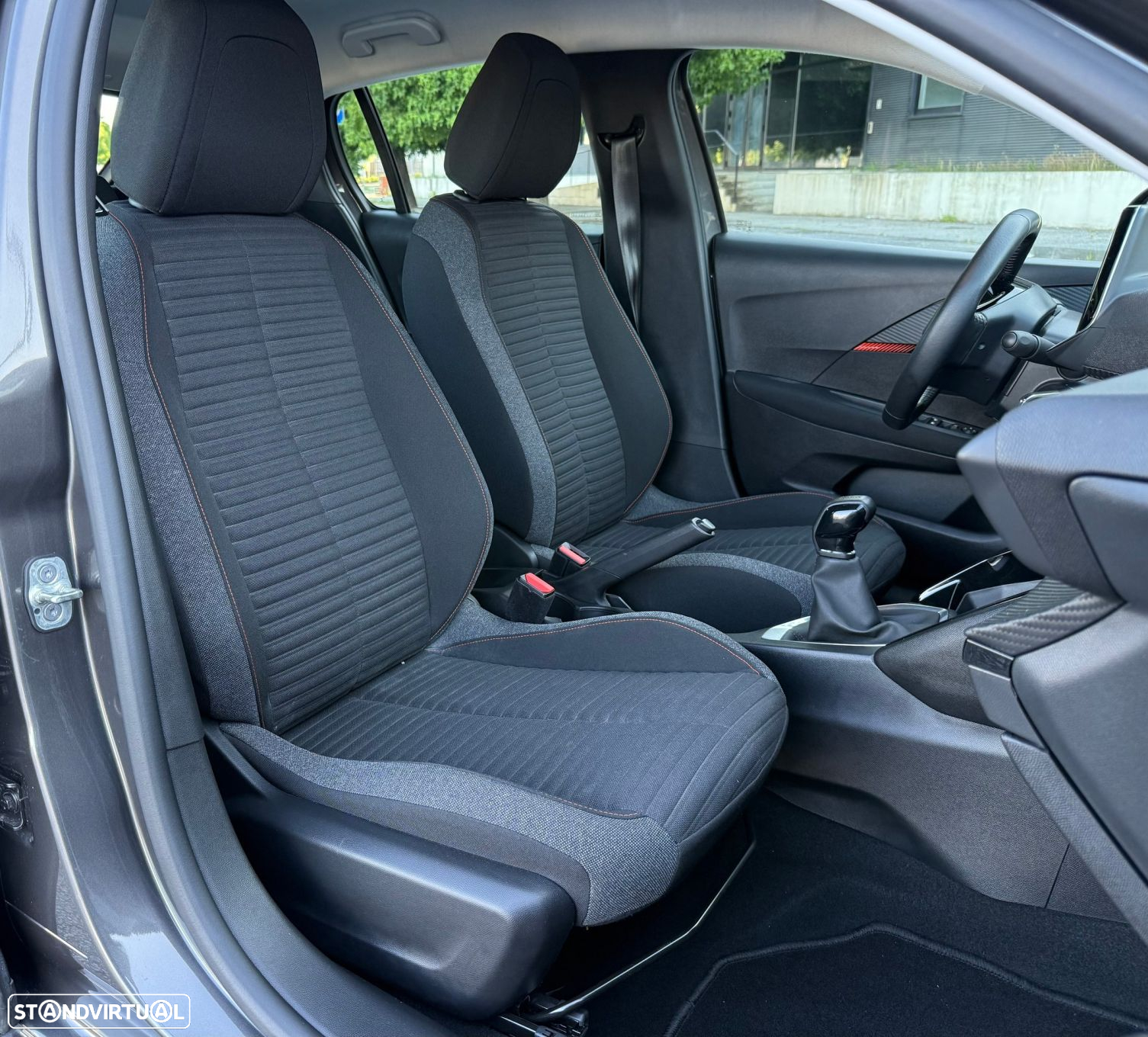 Peugeot 208 1.2 PureTech Active Pack - 21