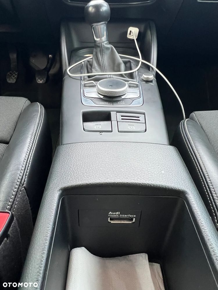 Audi A3 Sportback - 16
