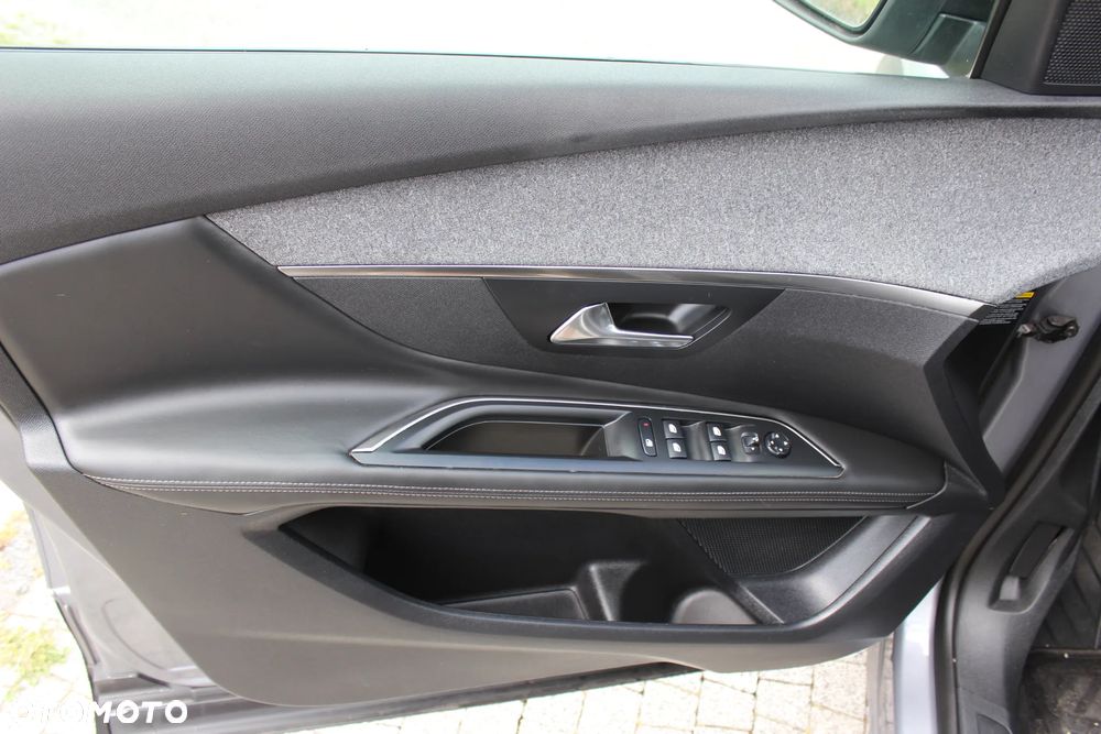 Peugeot 3008 BlueHDi 120 Stop & Start Allure - 20