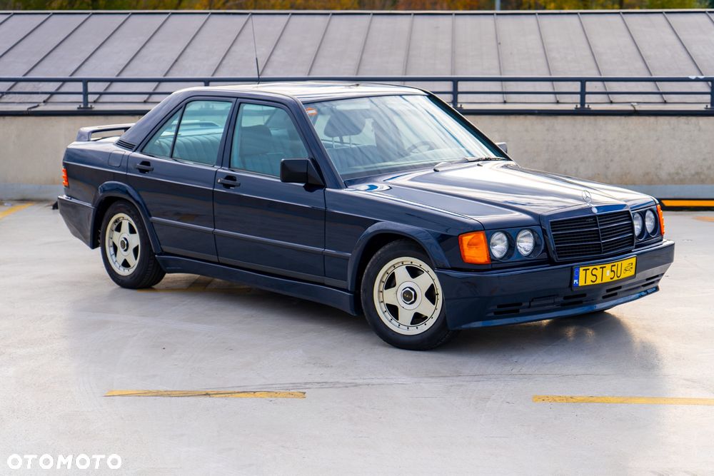 Mercedes-Benz W201 (190) - 2