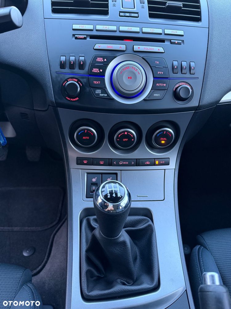 Mazda 3 1.6 Sport Active - 12