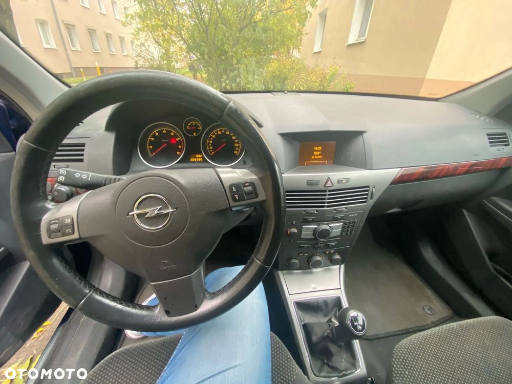 Opel Astra - 11