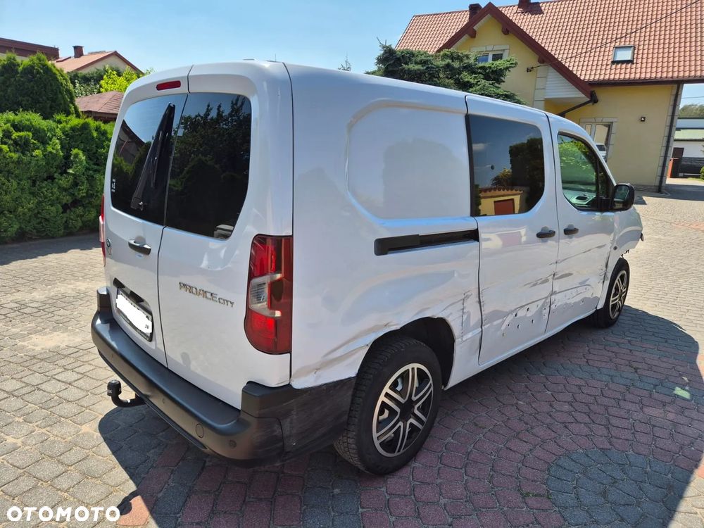 Toyota Proace City Verso 1.5 D-4D Business - 11