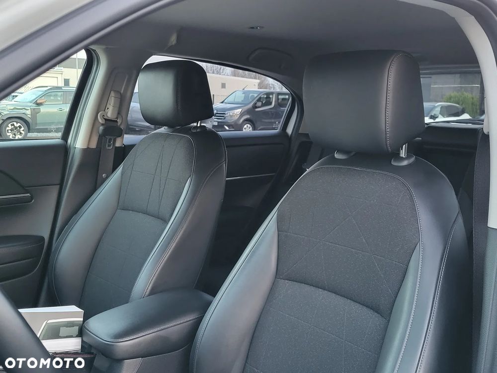 Honda HR-V 1.5 i-MMD Advance CVT - 37