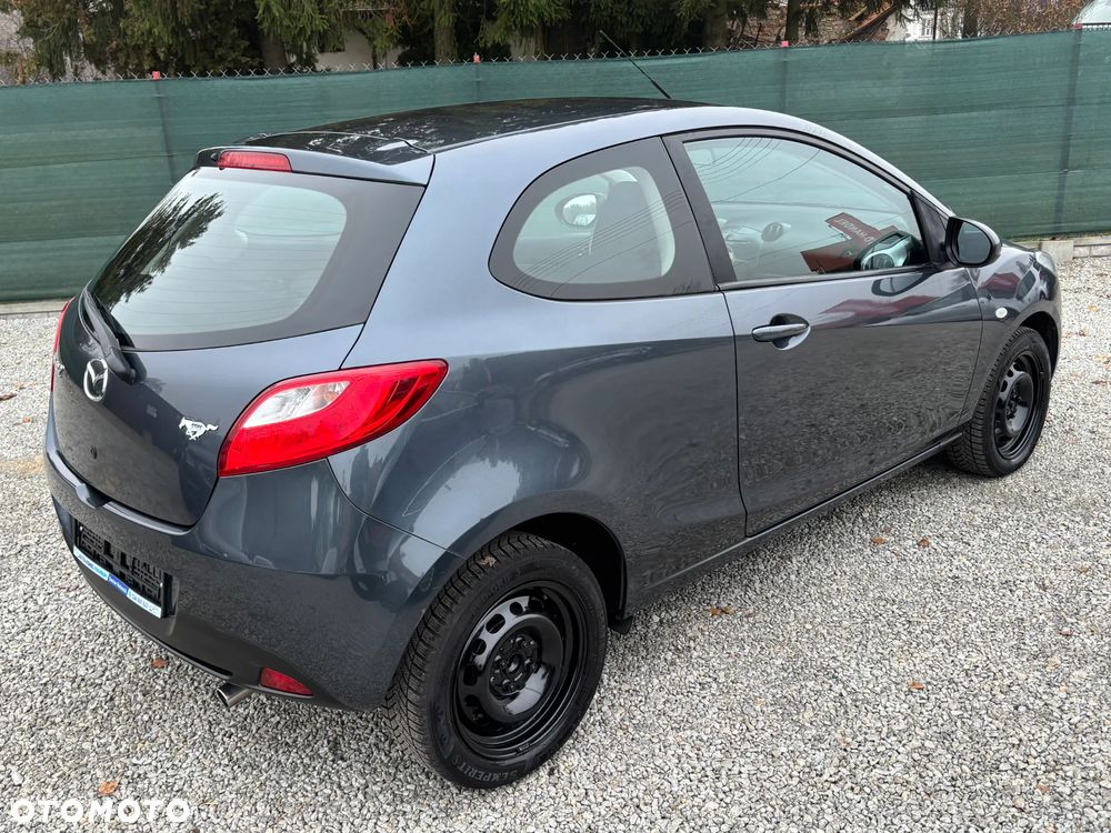 Mazda 2 - 23