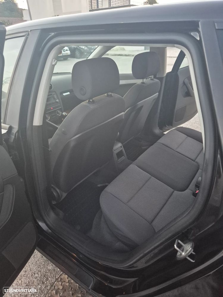 Audi A3 Sportback 1.6 TDI Attraction - 9