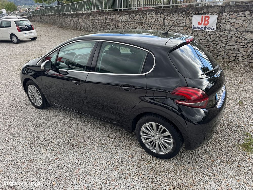 Peugeot 208 1.6 BlueHDi Allure - 4