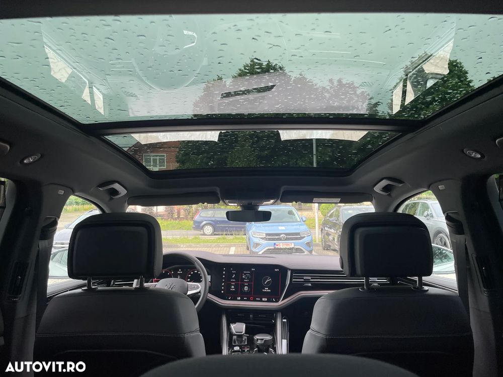 Volkswagen Touareg V6 TDI 4MOTION Elegance - 31