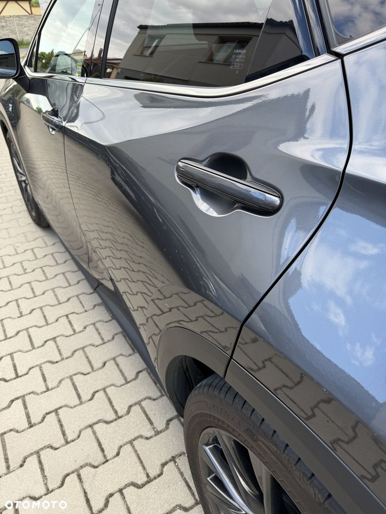 Lexus NX - 7