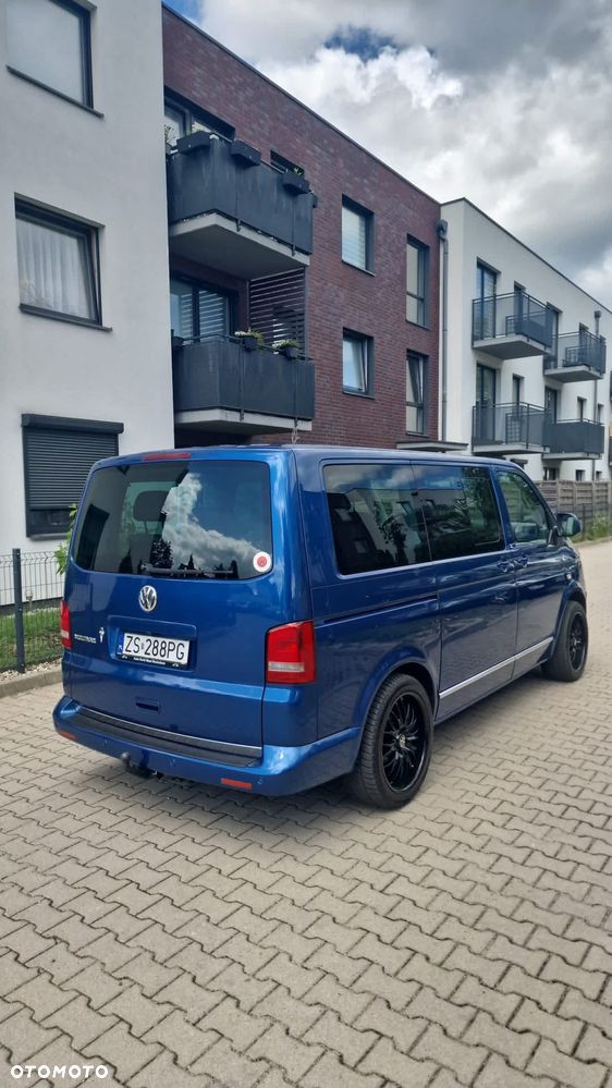 Volkswagen Multivan - 5