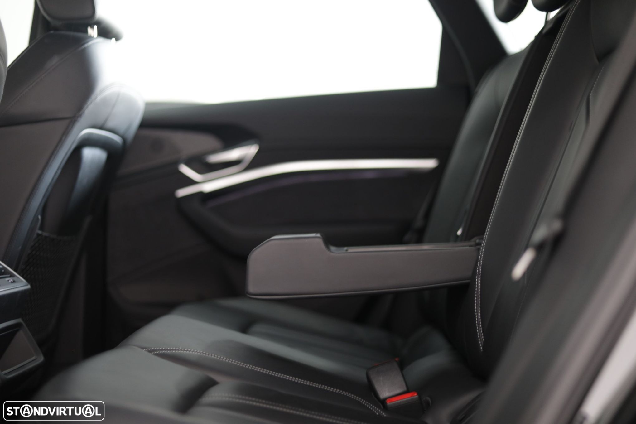 Audi e-tron 55 quattro S line - 30