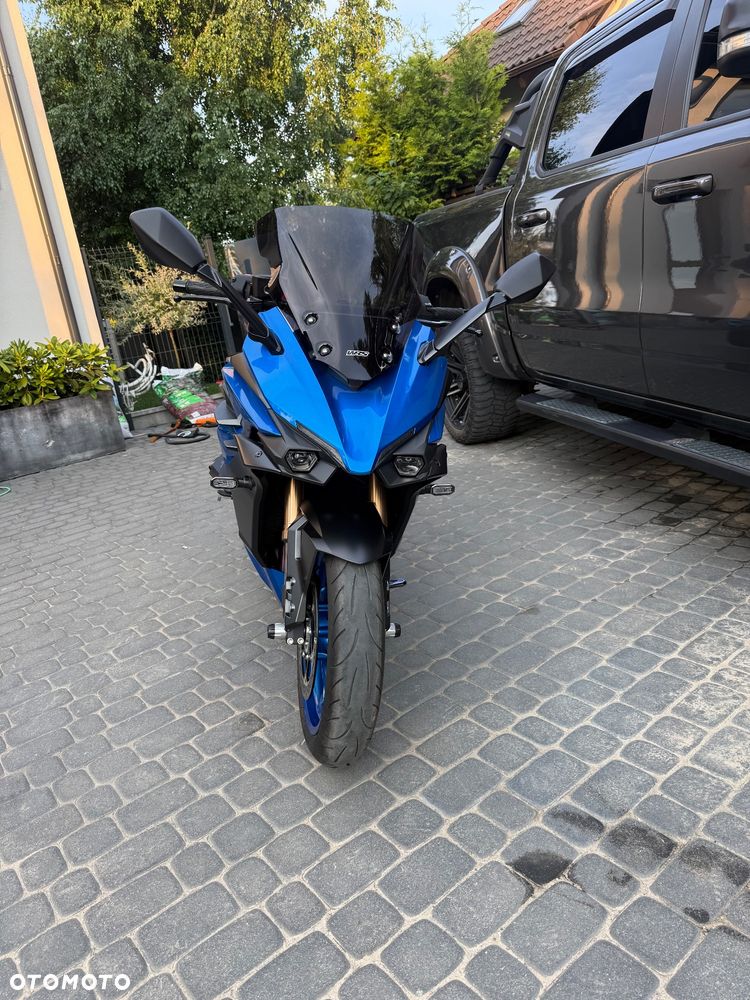 Suzuki GSX 1000 - 7