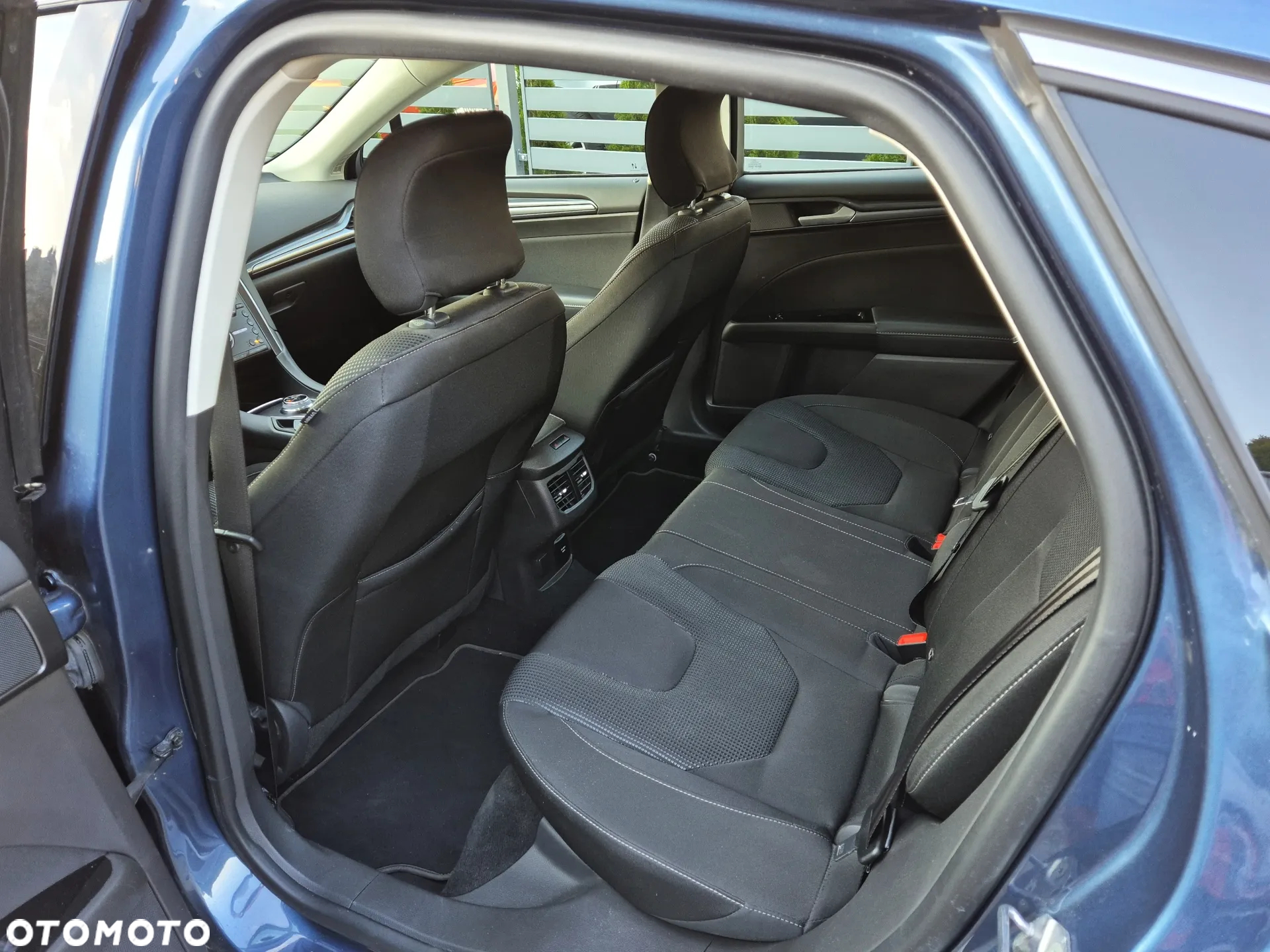 Ford Mondeo 2.0 EcoBlue Titanium - 12