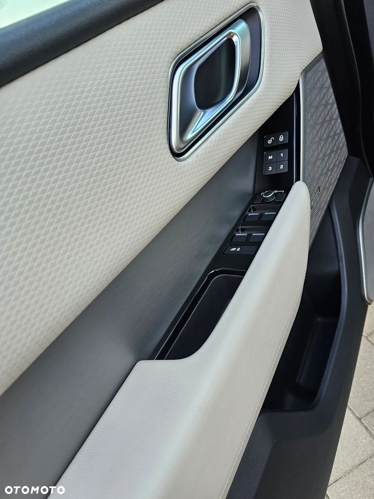 Land Rover Range Rover Velar 2.0 P250 R-Dynamic SE - 38