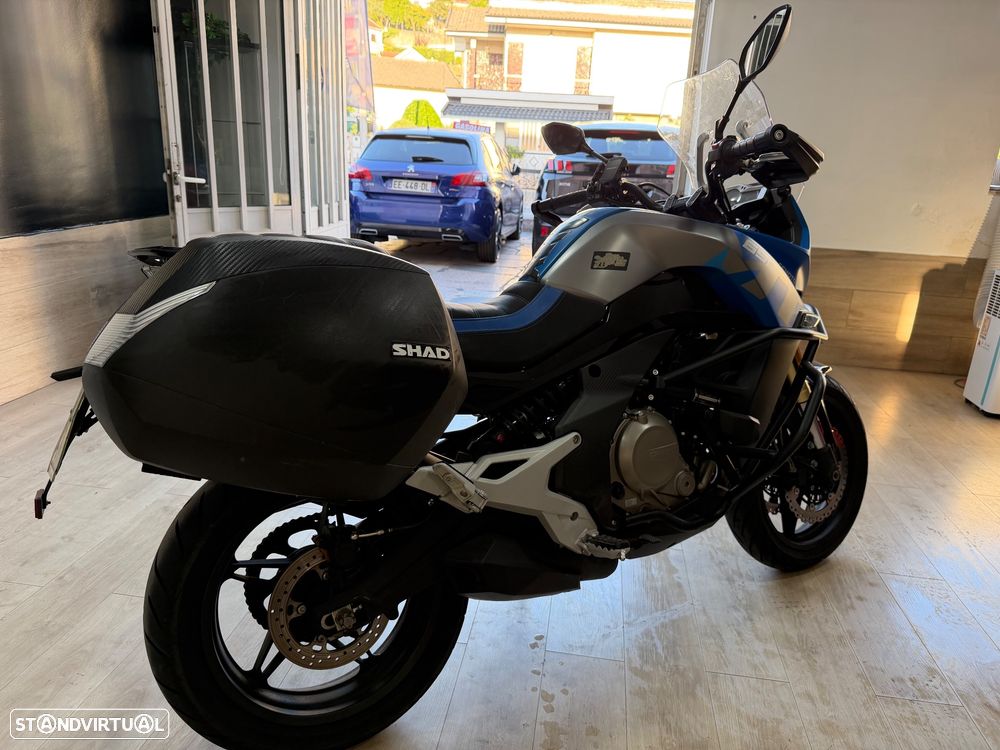 CF Moto 650MT - 5