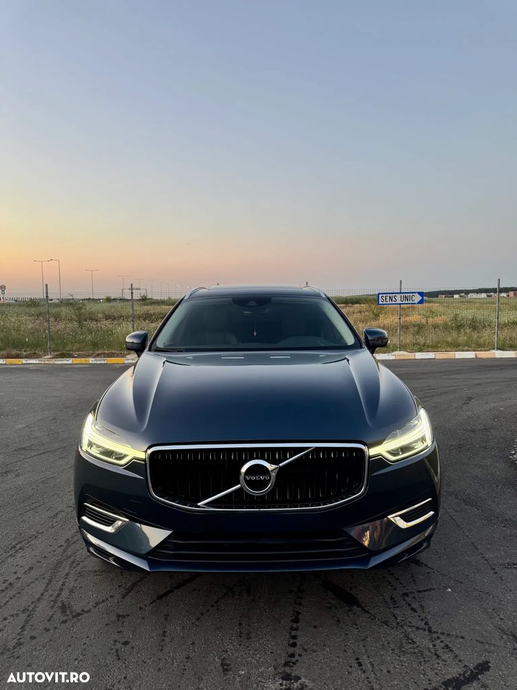 Volvo XC 60 T8 Twin Engine AWD Momentum - 1