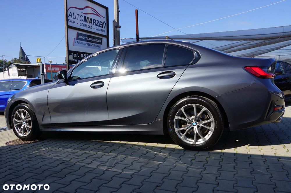 BMW Seria 3 320d xDrive Sport Line - 6